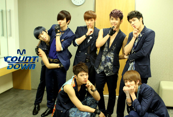 INFINITE Returns with Only Tears amp; The Chaser on M Countdown 12/05/17